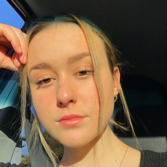 Meet your Posher, Tatum - Picture 1 of 1